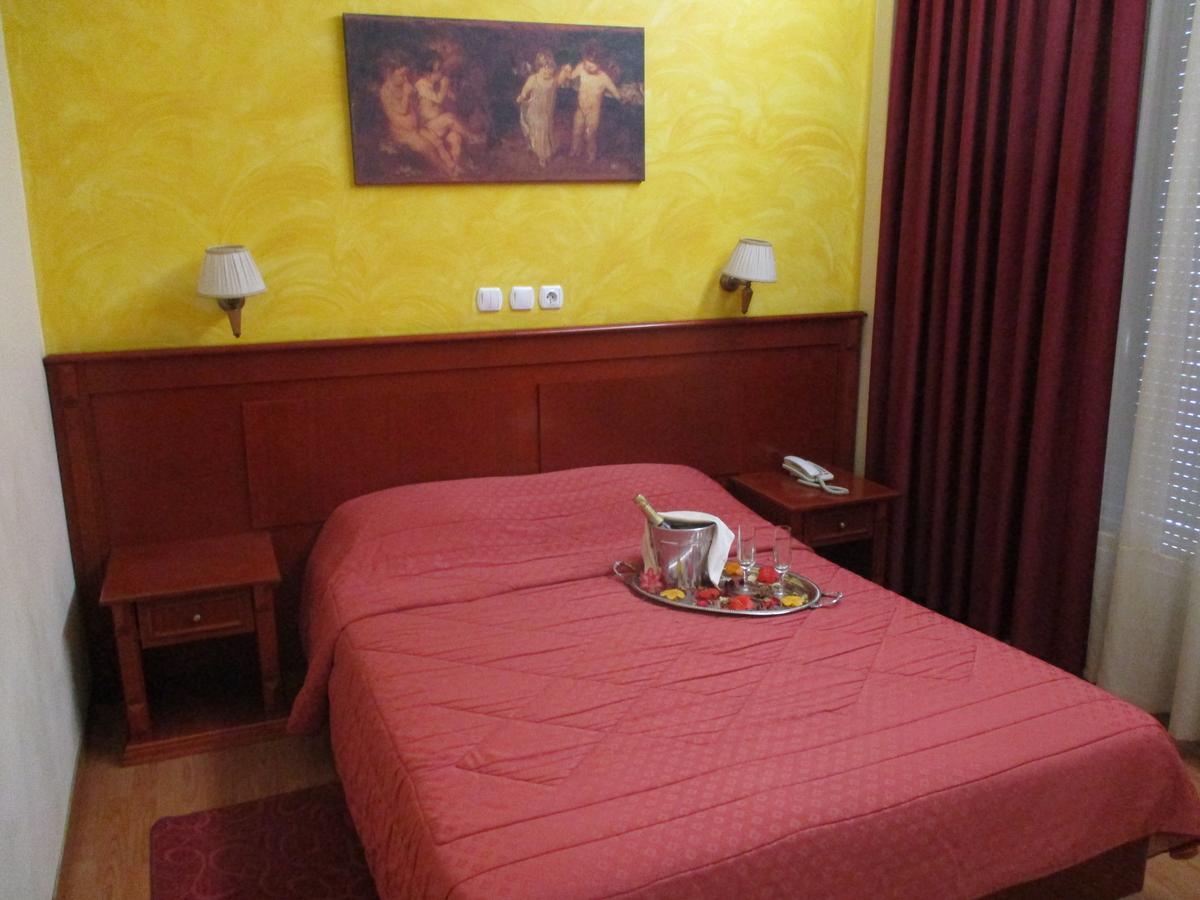 Hotel Delta Ламия Экстерьер фото